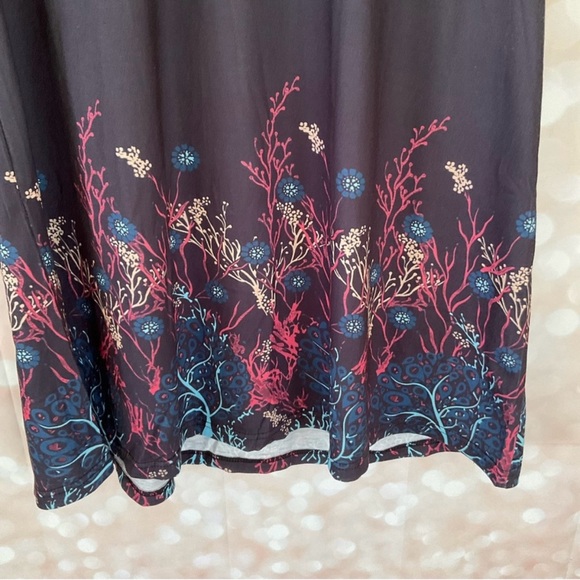 Sheilay Black Dress with Coral Print - Picture 2 of 6